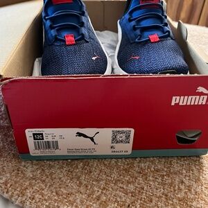 Brand new puma sneakers